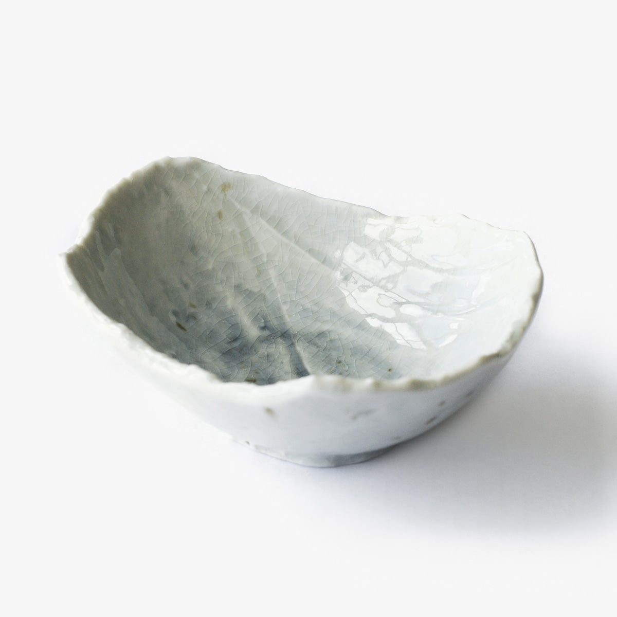Organic Beauty The GifuInspired Ceramic Cat Bowl