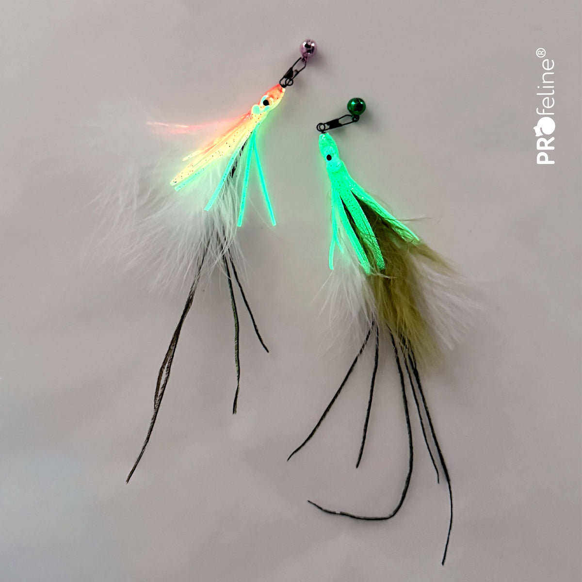 Profeline Glowing Octopus 2er Pack Refill, Feather Cat Toy Set | at Made Moggie