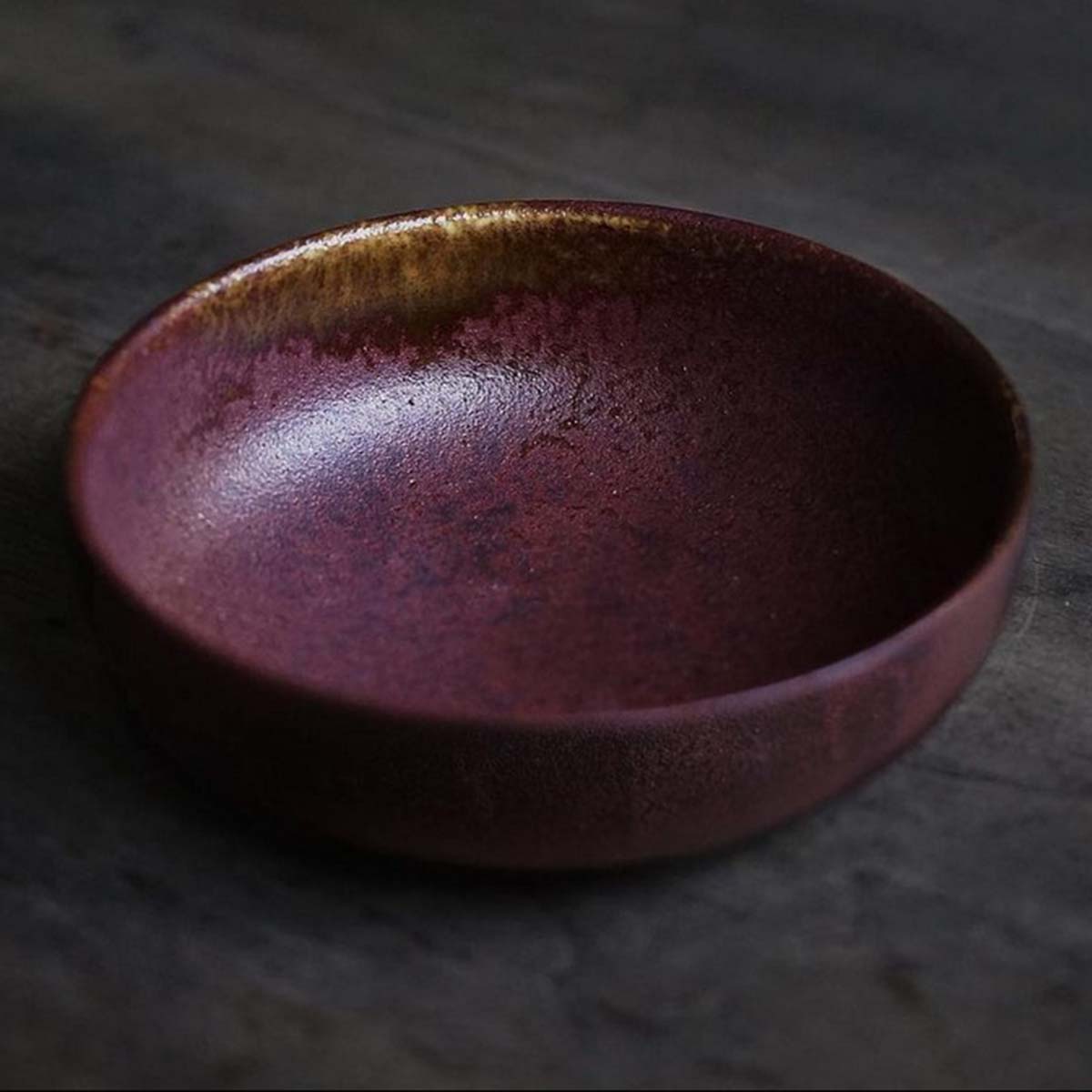 Kuriēto Genbu Ceramic Cat Bowl, In Burgundy Round Shape | at Made Moggie