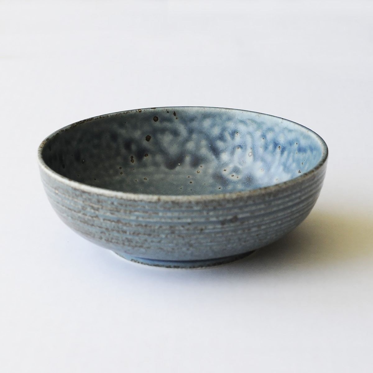 Kuriēto Round Wabi Ceramic Cat Bowl, In Rustic Blue | at Made Moggie