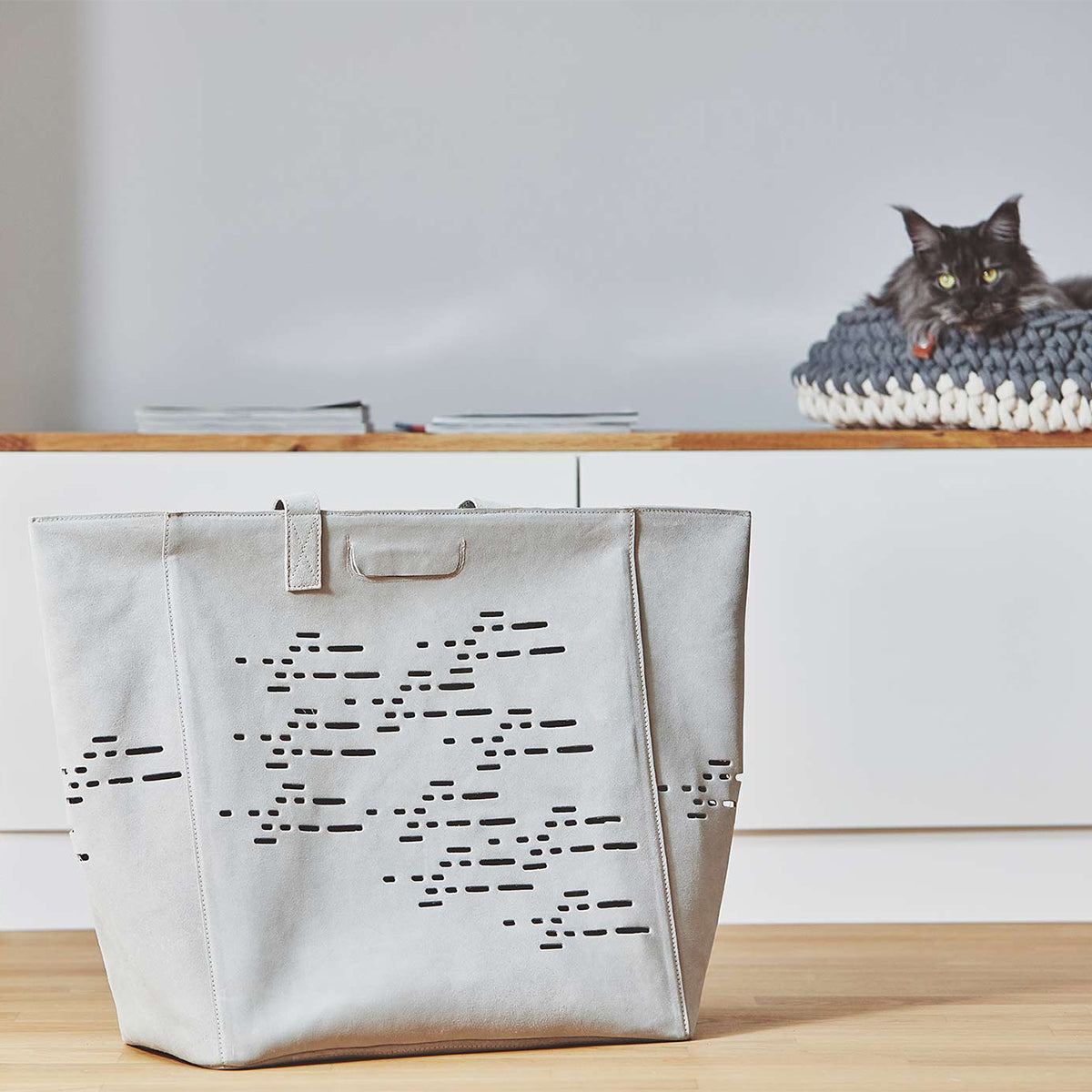 MiaCara Cat Carrier, In Luxury Leather Tote-Style | at Made Moggie